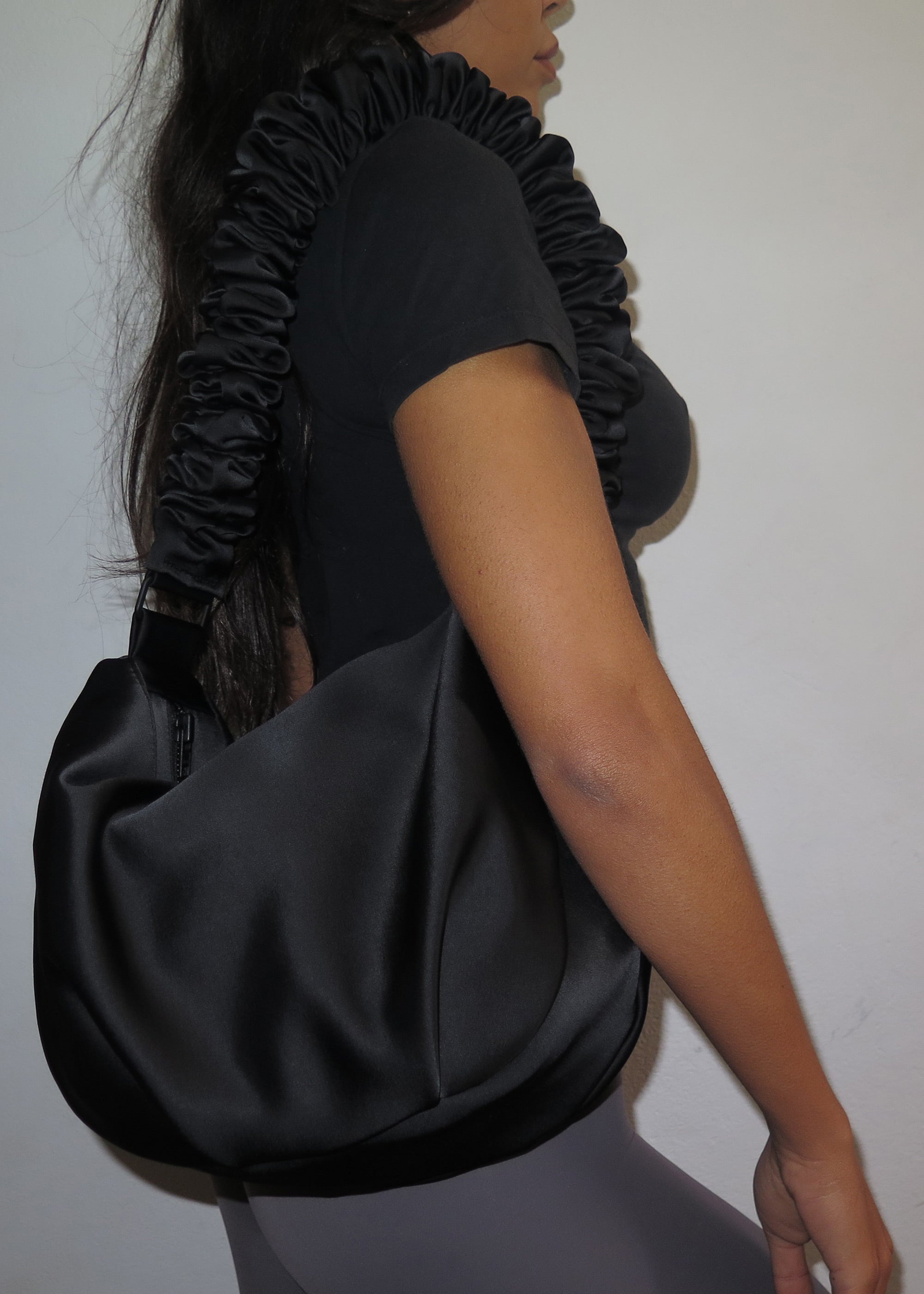 PV Scrunchie Bag ~ Black